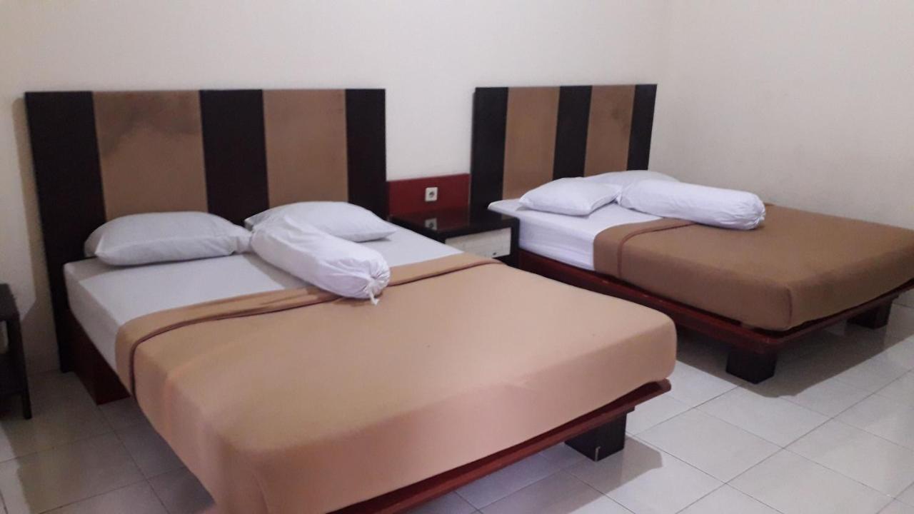 Surya Hotel & Resort Baturraden Exterior photo